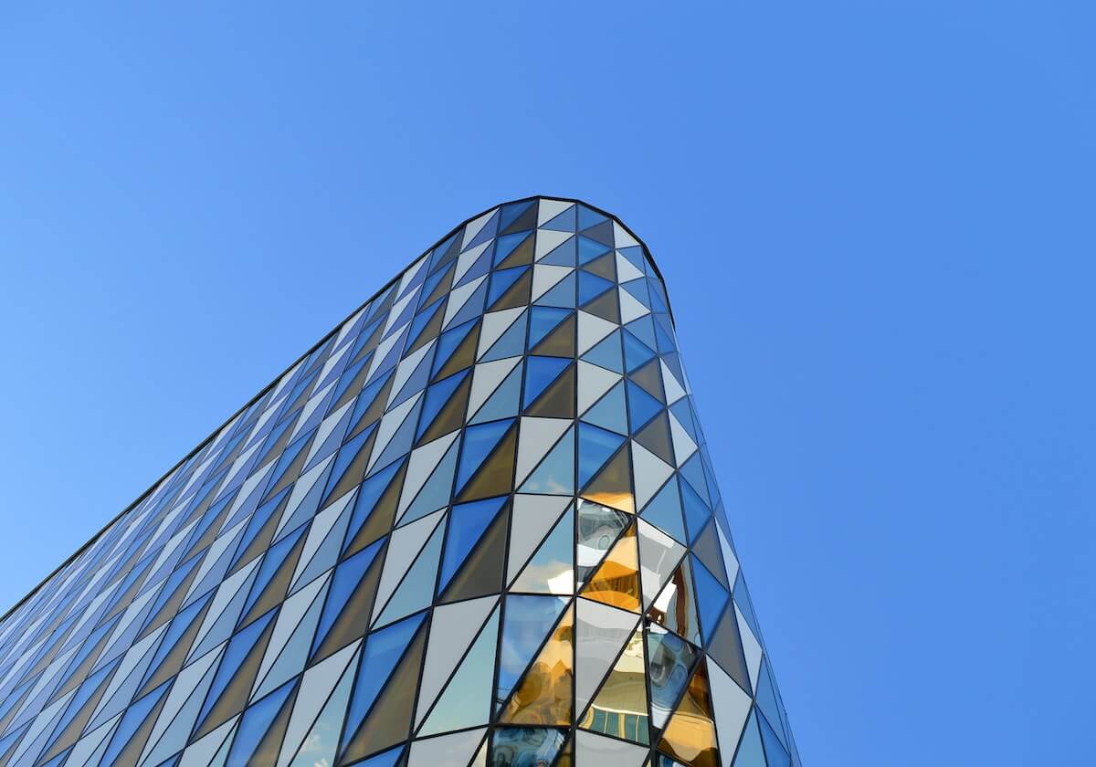 “他是牺牲品!”——皇马不敌曼城深陷危机 金球奖得主为裘德·贝林厄姆的态度辩护